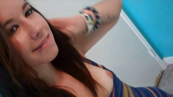 Die dralle Brünette Allison hausfrauen beim sex Moore reitet den Schwanz wie verrückt und hart