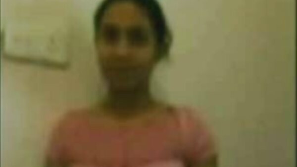 Die heiße Herrin Kathia hausfrauen sextreffen Nobili spielt mit der Muschi von Jeanine Hot