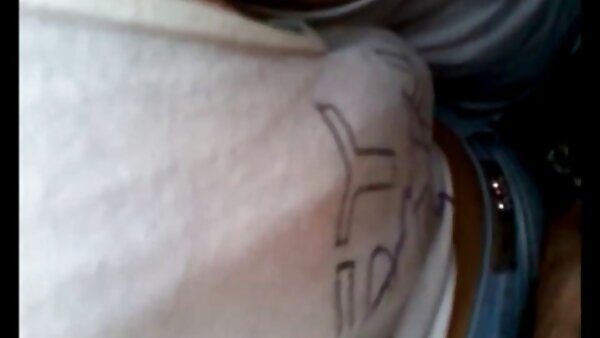 Die Huren-Freundin Krissy Lynn treibt Unzucht, ao hausfrauen während ihr Freund meilenweit entfernt ist, aber sie lässt ihn die ganze Aktion auf einem Telefon mithören