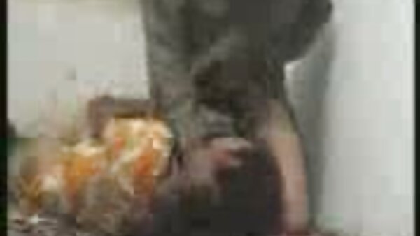 Intensive Pussy-Finger- und Anal-Finger-Aktionen, die von den versauten Victoria und reife hausfrauen tumblr Victoria Rose ausgeführt werden