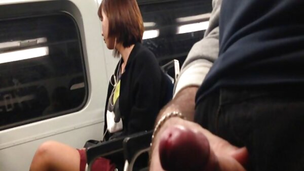 Die nuttige Teenie Alicia bekommt ihren hausfrauensex gratis engen Anus von dem geilen Alex gebohrt