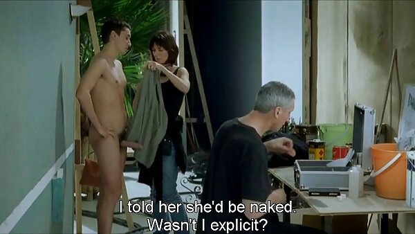 Femme Fatale Sheridan Love deutsche hausfrauen bumsen gibt ihren Kopf und reitet einen Schwanz von Angesicht zu Angesicht