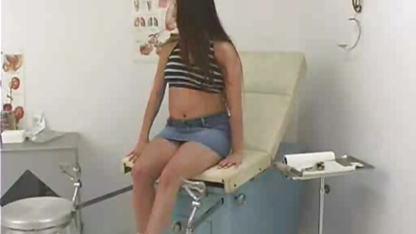 Das blind gefaltete Babe Alix Lovell bekommt ihren Schlitz gerammt hausfrauen beim sex und gibt einen Blowjob