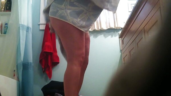 Zwei Shemales in sexy Uniform genießen es, hausfrauen free sich gegenseitig die gedehnten Anallöcher zu ficken