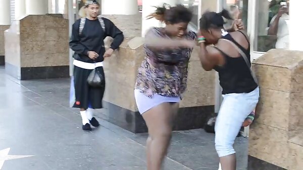 Massiver großer Arsch und riesige natürliche Krüge geile private hausfrauen der versauten BBW Layton Benton