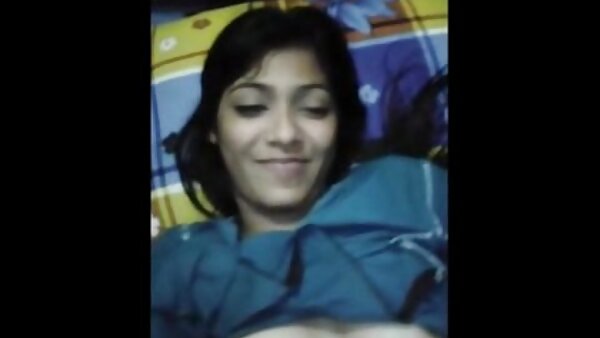 Geiler süßer Mann knallt sexy vollbusige hausfrauen webcam Schönheit in Mischstellung