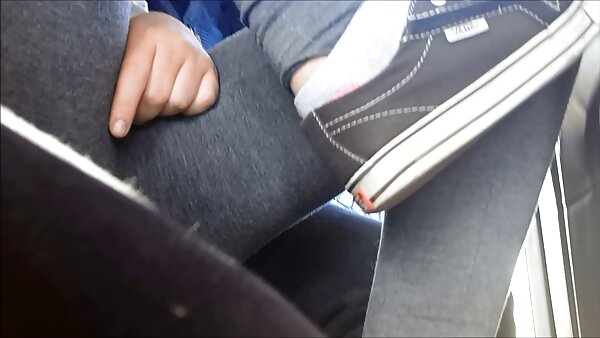 Die trashig aussehende Nutte mit dem seltsamen Make-up Keira Croft wird geile hausfrauen sex doppelt penetriert