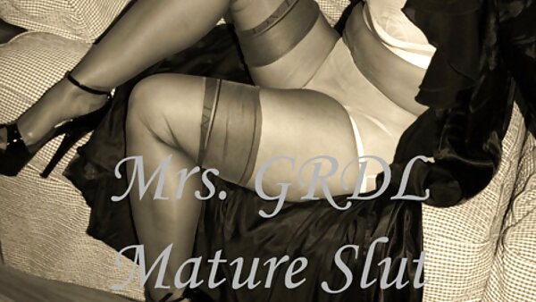 Schwarze Beute Hottie hausfrauen sex kontakt namens Taya Silvers reitet einen starken langen Schwanz zum Orgasmus