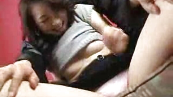 Die verdammt heiße Jennifer White mag es, Missionar in ihre Fotze hausfrauen erotik geknallt zu bekommen