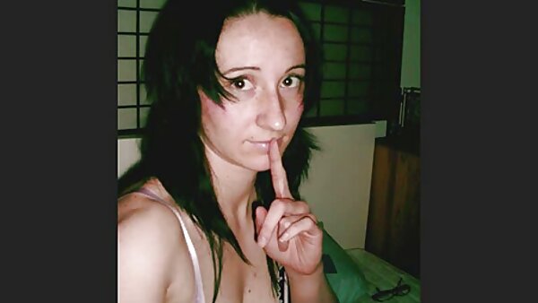 Küken in sexy Kleidern wie geile hausfrauen beim sex Klarisa Leone entstammen feuchten Männerträumen