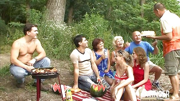 Gebräunte Küken sexy deutsche hausfrauen Samantha Saint Celeste Star mag harte Masturbation