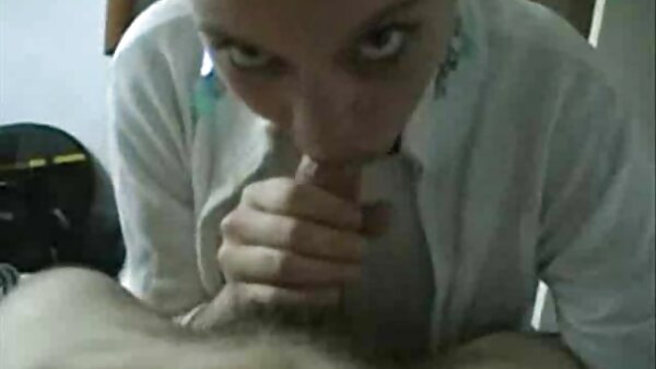 Backstage-Blick aus heißer Pornoszene mit hausfrauen date dreckiger brünetter Schlampe