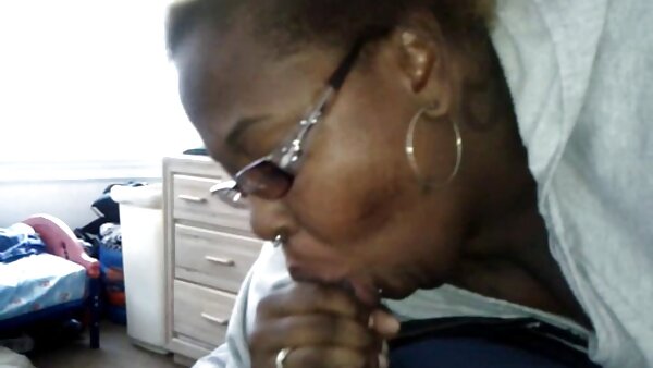 Die großarschige Senorita Hanna Montada bekommt nach erotikfilme mit hausfrauen 50 einem rauen Pussy-Pochen eine unordentliche Gesichtsbehandlung