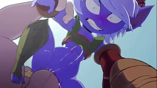 Sinnliches Luder reibt ihre Muschi in Cowgirl-Stellung erotische hausfrauen über harten Schwanz