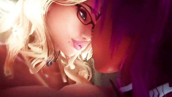 Die provokative Mama Trisha stößt mit einem riesigen rosa Dildo in ihre Fotze private hausfrauen sex