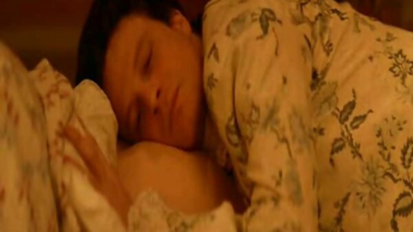 Die schöne deutsche hausfrauen pornofilme Blondine Petra D reitet einen großen Schwanz und bekommt ihre Muschi besahnt