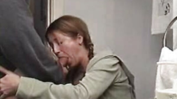 Wütende BBC bohrt harte reife hausfrauen sex Anallöcher von zwei sexwahnsinnigen Lesben