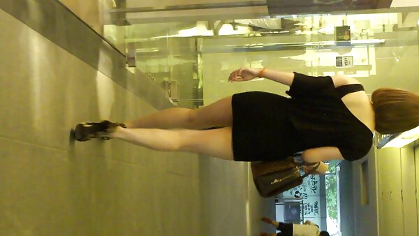 Das lüsterne Mädchen Sveta wird von ihrem geile hausfrauen kontakte Freund beim Ficken mit einem alten Perversen erwischt