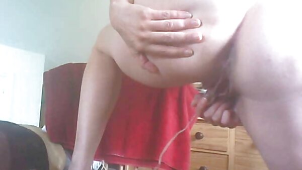 Schlanke Tussi mit tätowierter Taille El Storm reitet hausfrauen erotik einen Schwanz unglaublich gut