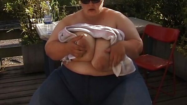 Juggy Hündinnen Sophie Dee und Britney hausfrauen sextreffen Amber nehmen an einer Vierer-Orgie teil