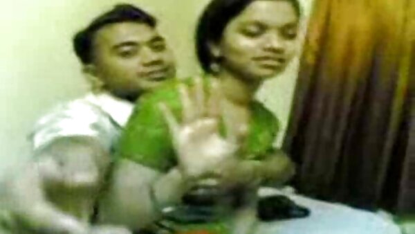 Süßes deutsche sexy hausfrauen brünettes Küken mit Zöpfen bekommt Analloch zerstört