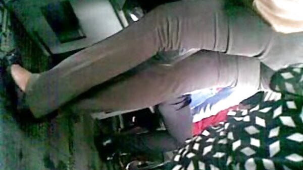 Perverser Ryan Mclane Doggy fickt lecker aussehende hausfrau sex vollbusige Mutter hart