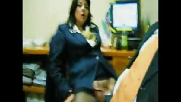 Die japanische Hündin Yuria Takeda macht private hausfrauen sex alles, was ihr Kunde wünscht