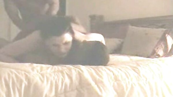 Die perverse dunkelhaarige MILF namens Richelle Ryan ist damit hausfrauen sexkontakte beschäftigt, heiße Schwänze zu toppen